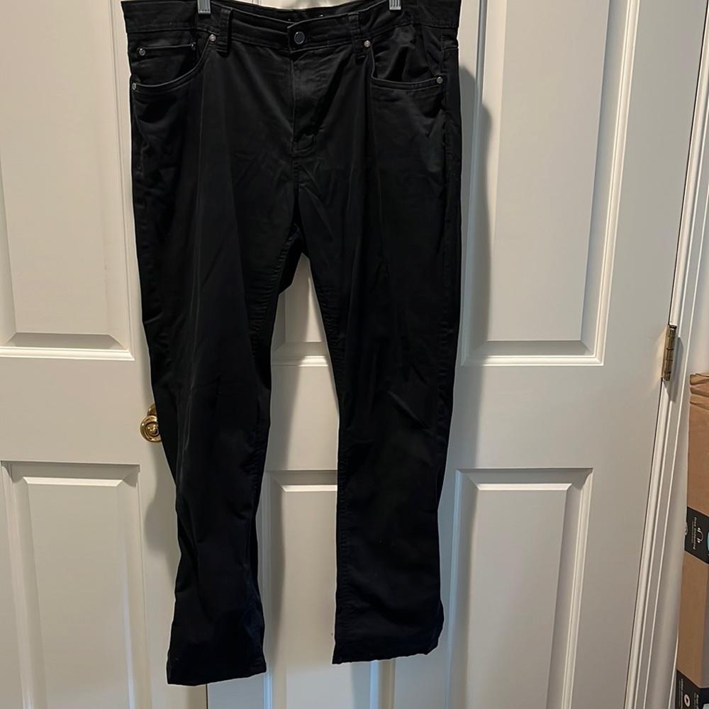 Black, men’s 5 pocket jeans. 36 waist x32 length. Black. Brushed soft cotton.